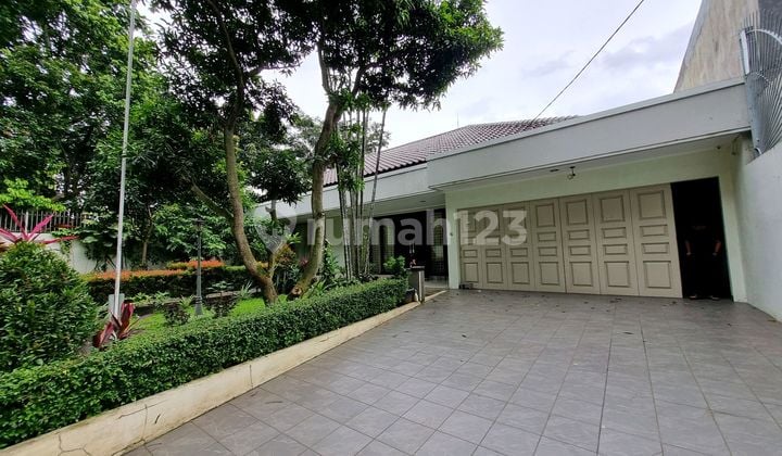 2 Rumah Bagus Dan Strategis Plus Tanah, Harga Dekat Njop, Murah