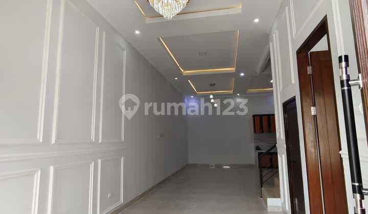 Minimalist Modern House 6x17 Kelapa Gading