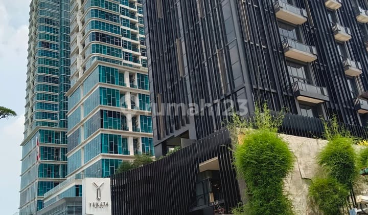 Apartment Yukata Suites Lt 27 2 BR Jual Rugi