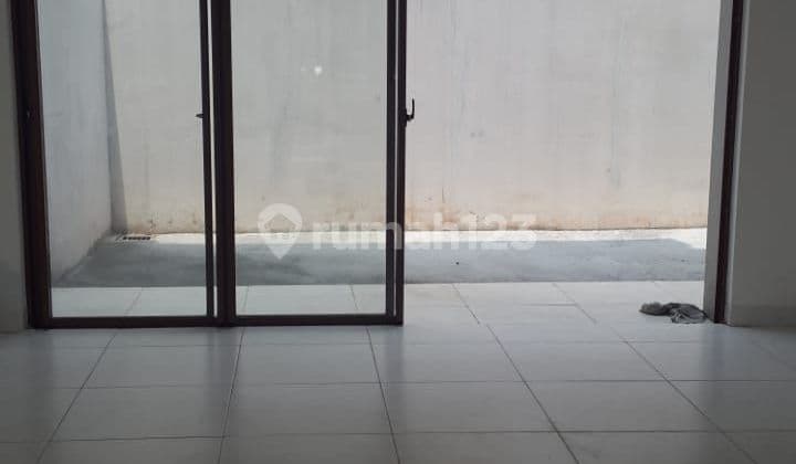 Rumah Jakarta Garden City 120m2 dekat fasilitas