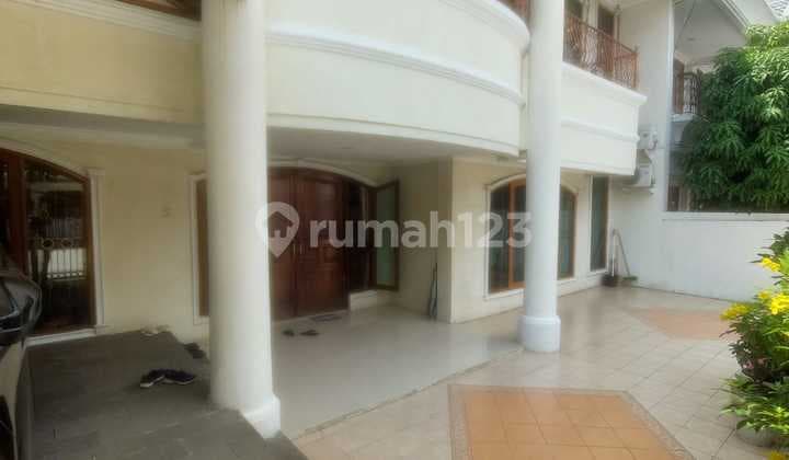 Rumah Janur Indah Luas Dekat Mal 2lt