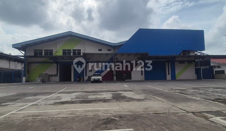 Warehouse for Rent Pegangsaan Dua 2700M2
