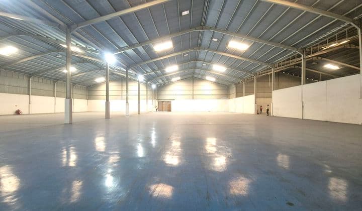 Gudang Sewa Cibitung 4100M2 Siap Pakai