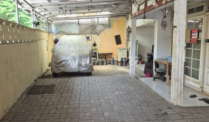 Rumah Hook Cinere Depok Jl.sakura Jalan Lebar Bagus untuk Usaha