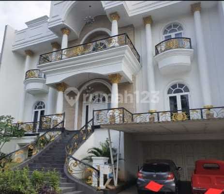 Dijual Rumah 4 Lantai Bagus Di Pondok Hijau Golf Cluster The Crown Serpong