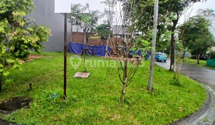Dijual Tanah Hoek di Kavling Prestigia Eminent Bsd, Tangerang 174 m²
