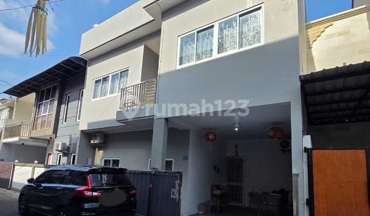 Nice 5 BR House And Comfortable Located in South Denpasar.