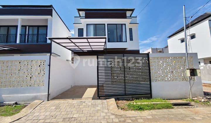 New 3-Bedroom House Located in Jimbaran Cluster