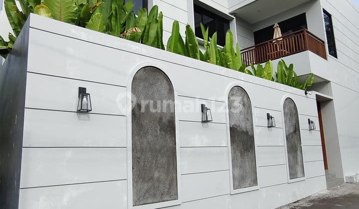 Villa Nyaman Lengkap Berperabotan dengan Pemandangan Matahari Terbenam di Jimbaran