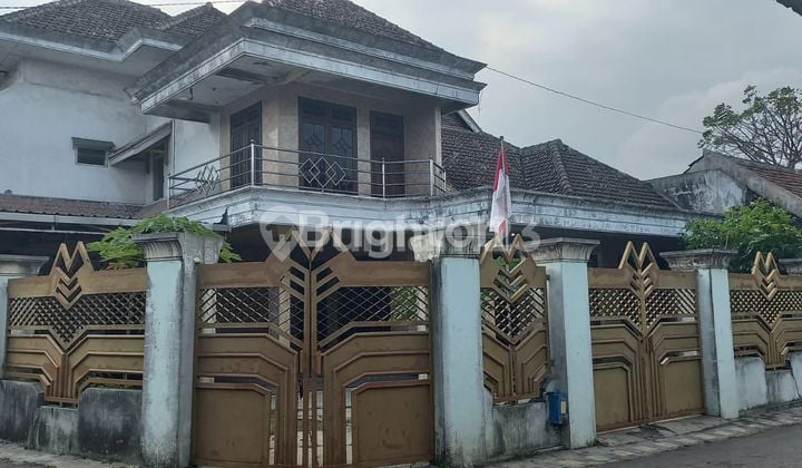 Rumah 2 Lantai LT. 288 m2 di Kebonagung, Pakisaji, Kab Malang