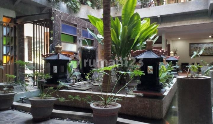 Dijual Kost Kosan Elite / Mini Hotel Dikawasan Elite Jalan Dewi Madri Denpasar Timur - Bali.