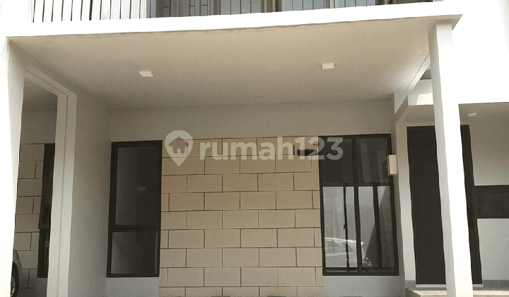 Termurah!! Rumah Dalam Cluster Dengan Attic Room,siap Huni,@wisteria Keppel Land Metland Menteng, Cakung, Jakarta Timur