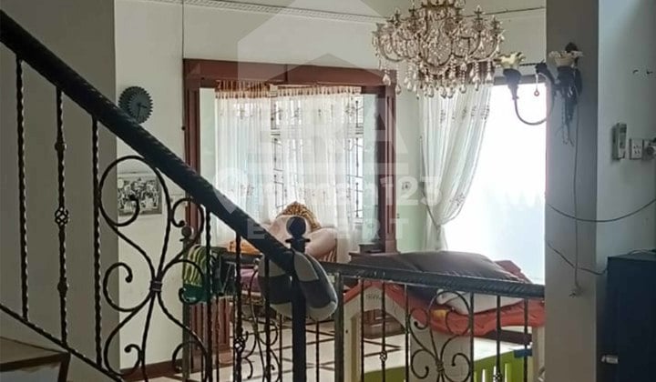 Rumah Hoek 2 Lantai Siap Huni, 7 Menit ke Mall Panakkukang Square @Makassar, Sulawesi Selatan