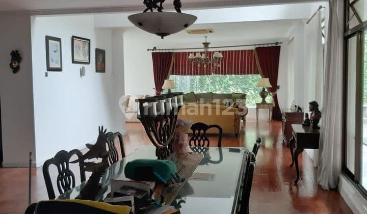 Rumah 2 Lantai Depan Taman Cluster Premium Sektor7 Di Bintarojaya