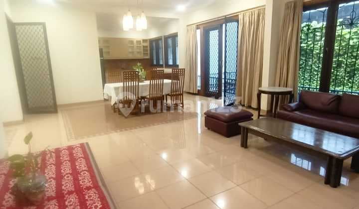 Disewakan Rumah Furnised Siap Huni Ada Kolam Renang Pondok Indah