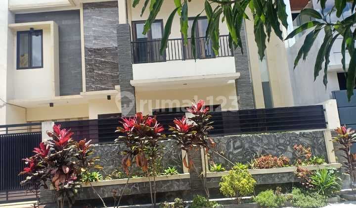 Rumah Mewah Siap Huni di Kurdi M. Toha Bandung