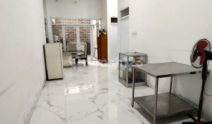 Properti 1 Lantai Berada Di Lingkungan Strategis.