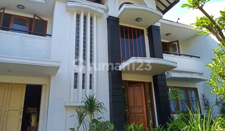 Rumah Terawat Punya Nilai Seni Tinggi di Mekarwangi