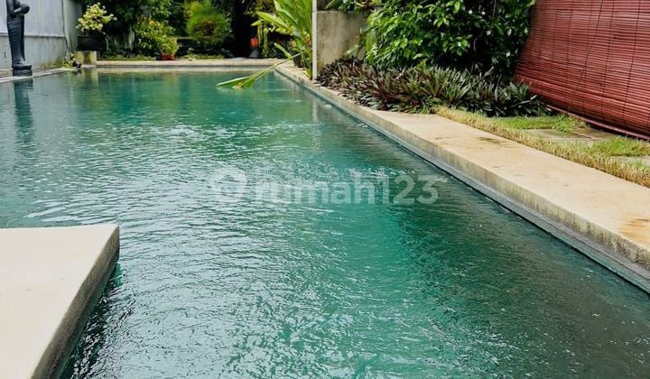 Vila Mewah Second 5 Kamar Di Canggu Bali, Dekat Pantai, Pool, SHM