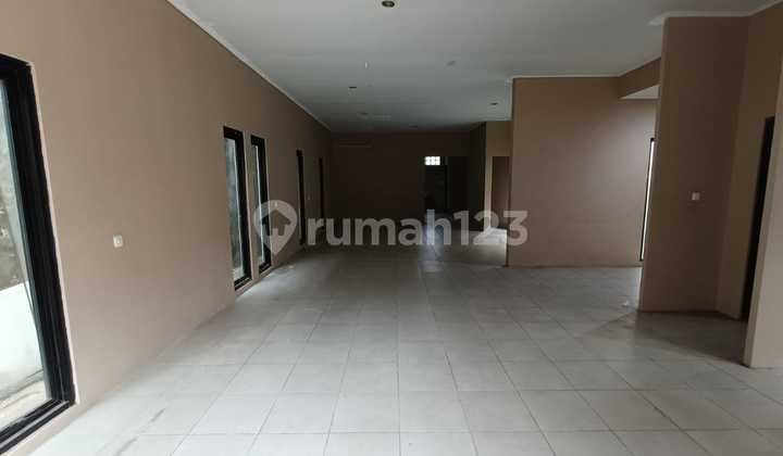 Strategic House Sayap Karapitan