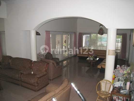 Rumah / Villa Cipaku Permai Atas Dekat Akses Jalan Raya - 5 Menit ke Universitas Pendidikan Indonesia