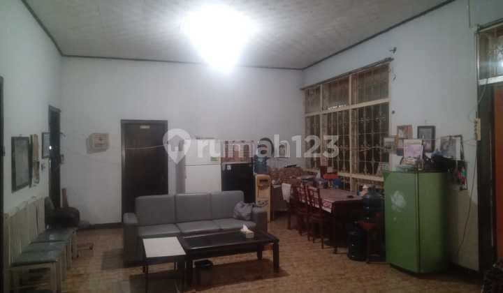 Rumah Luas Berikut Kosan di Margacinta Logam Bandung