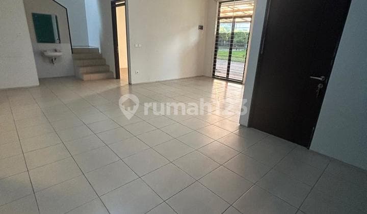 Kota Baru Parahyangan Lokacitra