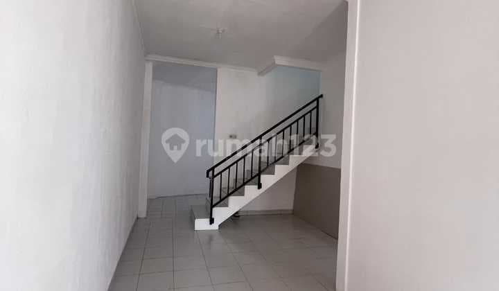 Rumah 2 Lantai Area Cigadung Dekat Dago