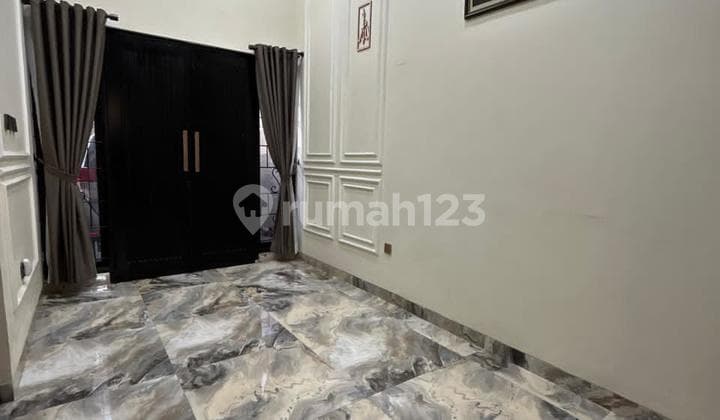 Rumah Modern di Sayap Turangga