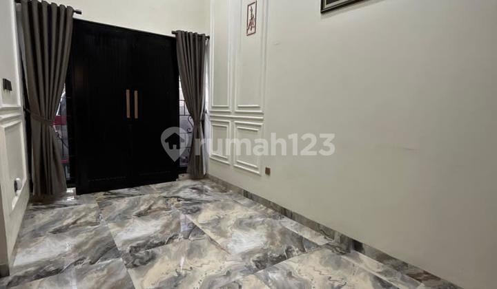 Rumah Modern di Sayap Turangga