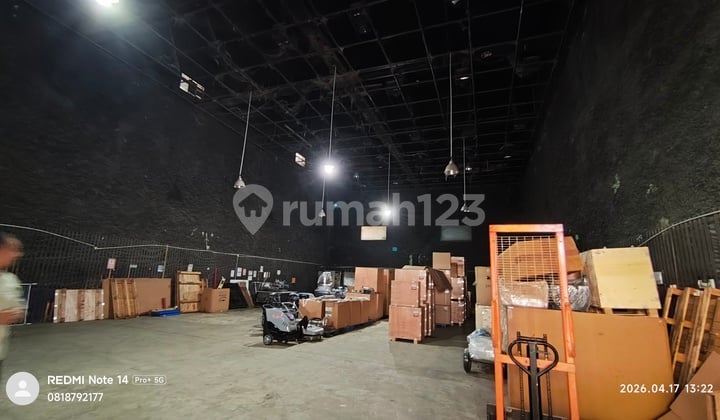 Warehouse for Rent in Kelapa Gading, 386 square meters