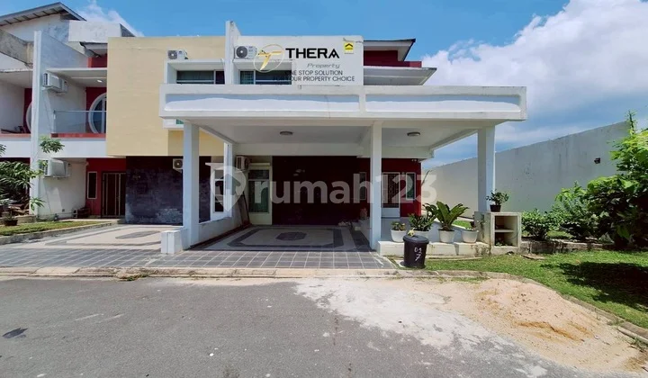 Rumah 2 Lantai Hook Siap Huni di Cluster Oriental