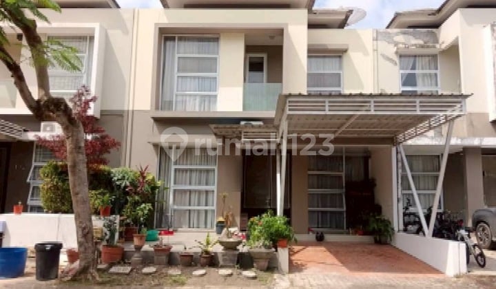 2-Story Ready-to-Live House in Royal Grand, Batam Center