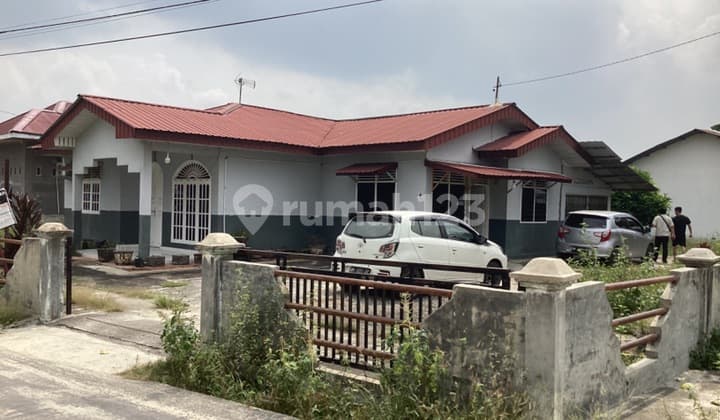 Rumah Dan Tanah Luas Dijual di Jl Putih Pungguk Rumbai