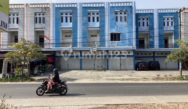 Ruko 3 Lantai Kosong Dijual di Jl. Harapan Raya Dekat Alam Mayang