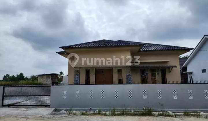 Rumah Cluster Baru Posisi Hook Dijual di Jl. Sidorukun Pekanbaru