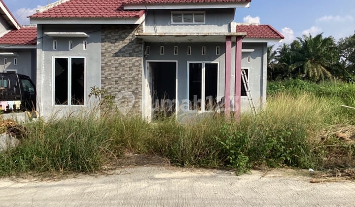 Rumah Siap Huni Disewakan di Jl. Sri Palas Rumbai