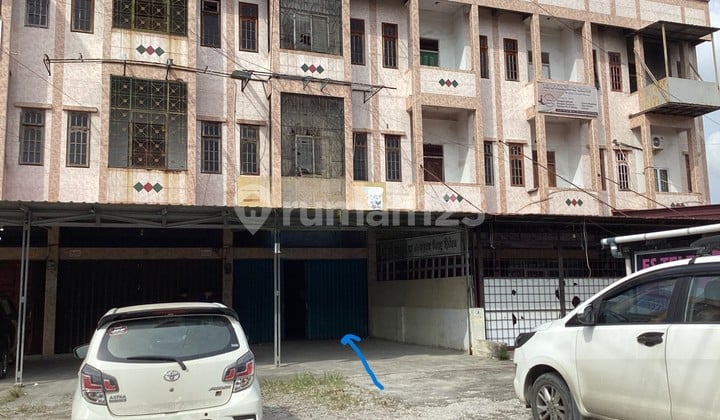 Ruko 3 Lantai Siap Huni Dijual di Jl. Harapan Raya Pekanbaru