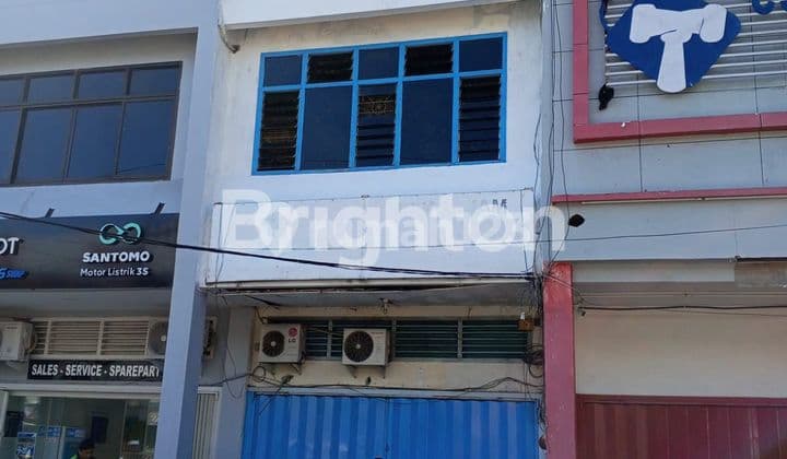 DiJUAL RUKO 3 LANTAI, PINTU BIRU ,LOKASI STRATEGIS, TETANGGA HOTEL RAMAYANA MAKASSAR