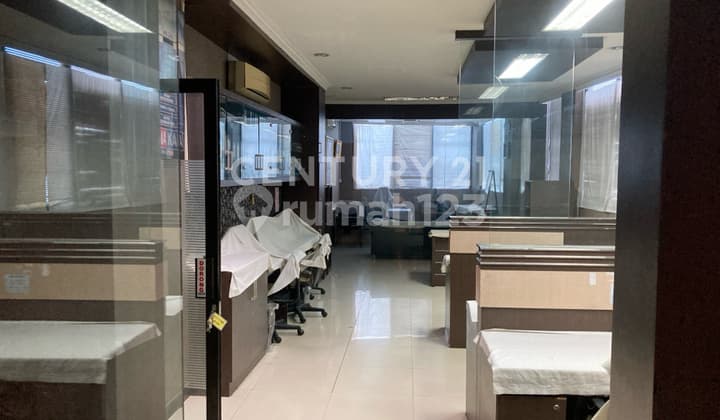 English: "Fully Furnished Ready-to-Use Office Space in Tebet, South Jakarta"