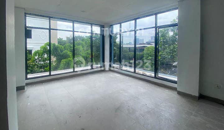 Strategic Office Space in Prime Hook Area, Kebayoran Baru, Jakarta