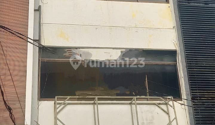 Ruko 3 Lantai+Rooftop Strategis Di Fatmawati Jakarta Selatan