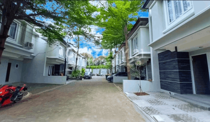 Rumah Bagus 2 Lantai Dalam Townhouse Exclusive di Kebagusan Jaksel