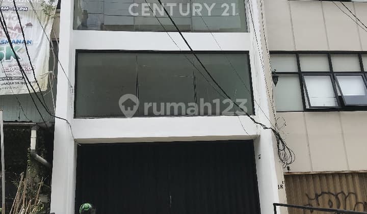 Disewakan Ruko Strategis 3 Lantai 100 M Dari MRT