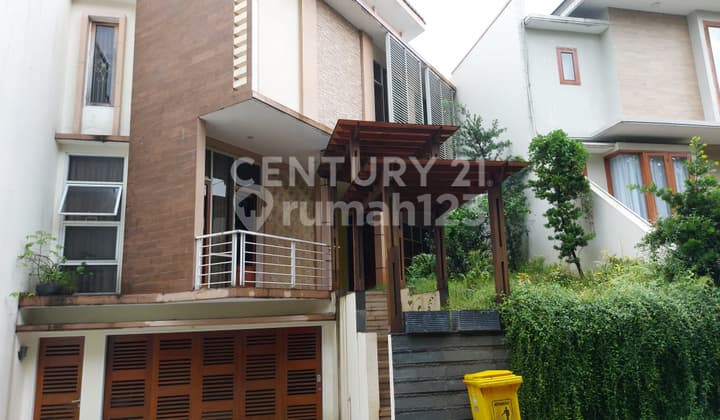 Rumah Modern Siap Huni Dalam Komplek di Lebak Bulus