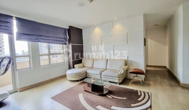 Paladian Park For Sale 3 + 1 BR Furnished Kelapa Gading