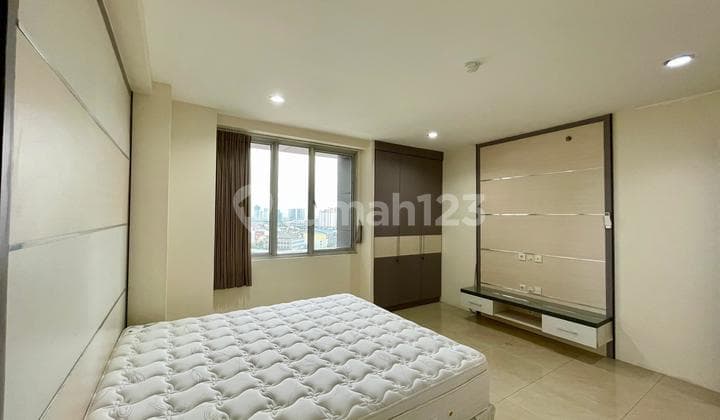 The Park Residence For Rent 2 BR Furnished Kelapa Gading