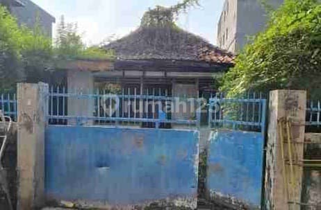 For Sale House Needs Renovation, Below NJOP, In Petojo
