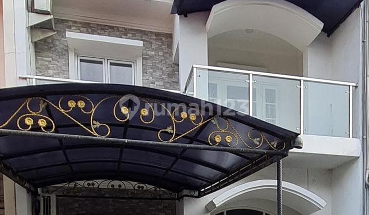 For Sale House in Kelapa Gading, Gading Pelangi Size 6x16m², North Jakarta