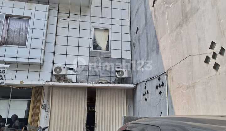 For Rent: Shop House in Pademangan, Suitable for Office and Online Business, North Jakarta